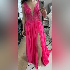 Tulle pink embroidered dress with slit Size 2